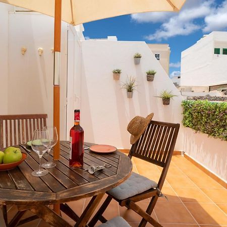 Sabbia Suites Ginesa Arrecife  Zewnętrze zdjęcie